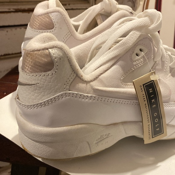 VTG Nike Women’s Golf Shoe White Leather Athletic Sport Cleats size 7.5 - Picture 4 of 13